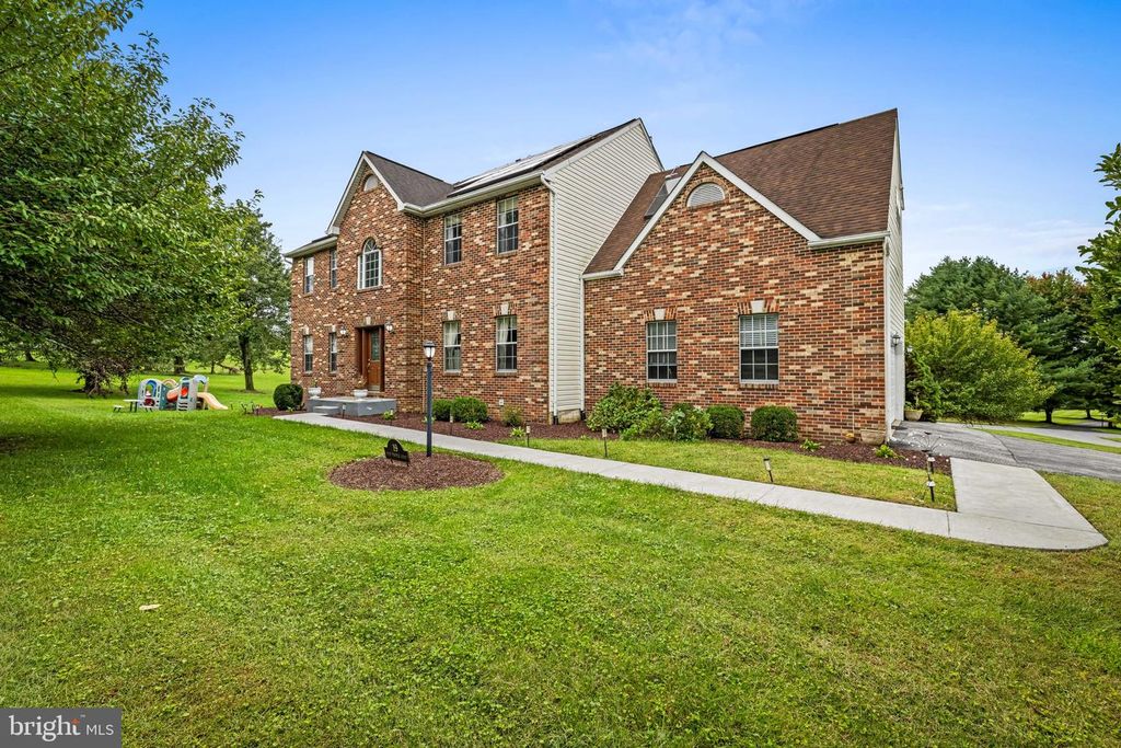 19 DEEP POWDER CT, Woodstock, MD 21163