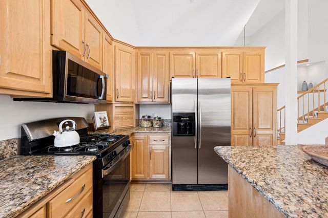 8941 Vandegriff Way, Maple Grove, MN 55311