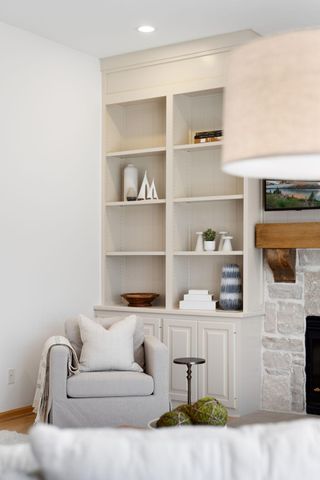 8941 Vandegriff Way, Maple Grove, MN 55311