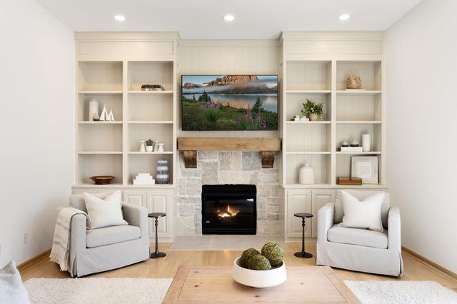 8941 Vandegriff Way, Maple Grove, MN 55311