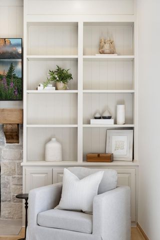 8941 Vandegriff Way, Maple Grove, MN 55311