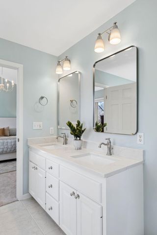 8941 Vandegriff Way, Maple Grove, MN 55311