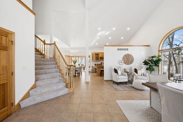 8941 Vandegriff Way, Maple Grove, MN 55311