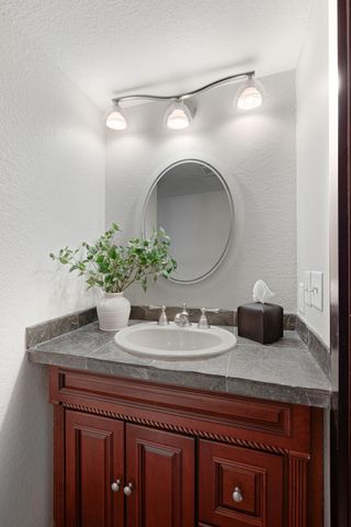 8941 Vandegriff Way, Maple Grove, MN 55311