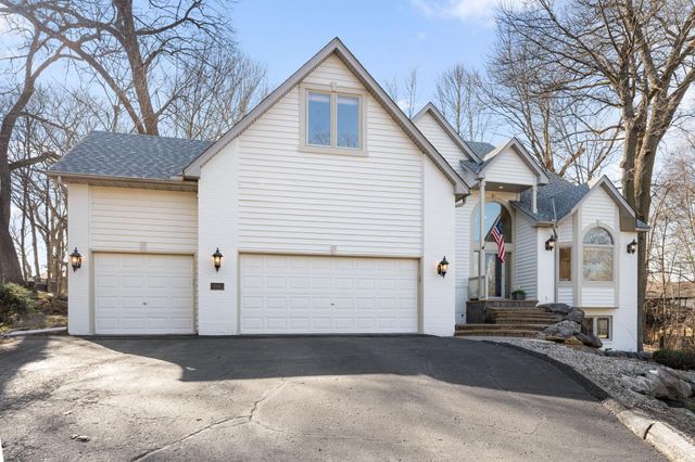 8941 Vandegriff Way, Maple Grove, MN 55311