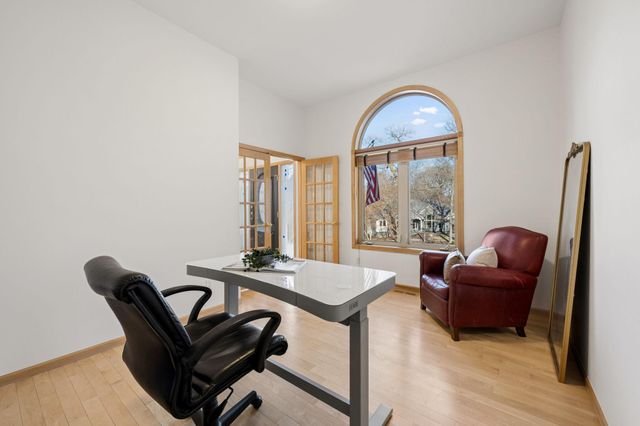 8941 Vandegriff Way, Maple Grove, MN 55311