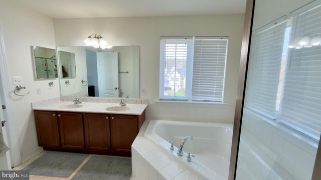 7600 LORD SNOWDEN CIR, Laurel, MD 20707