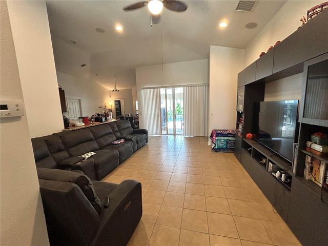13710 SNOWDEN HALL PLACE, Riverview, FL 33579