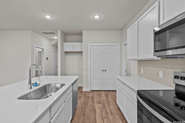 4347 HOBBITON WAY, New Braunfels, TX 78130