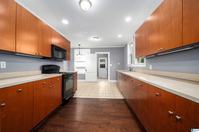 5027 ROSELYN ROAD, Bessemer, AL 35022