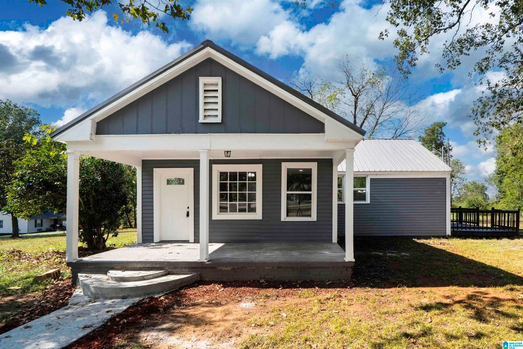 5027 ROSELYN ROAD, Bessemer, AL 35022