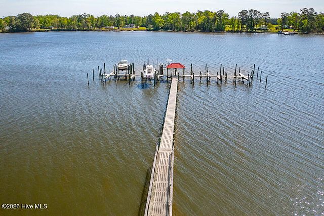 104 Anchorage Drive, Havelock, NC 28532