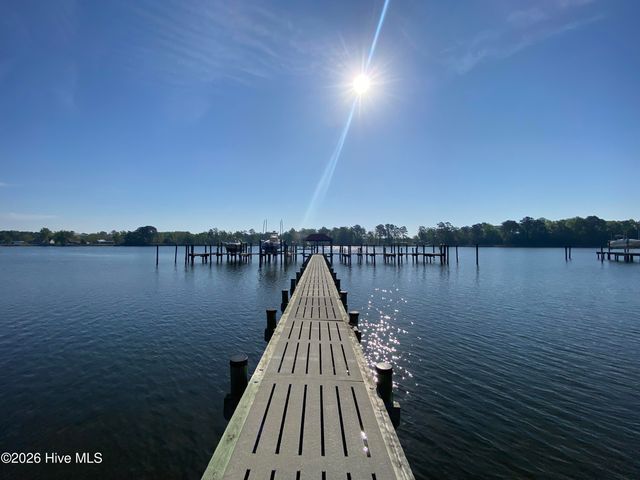 104 Anchorage Drive, Havelock, NC 28532