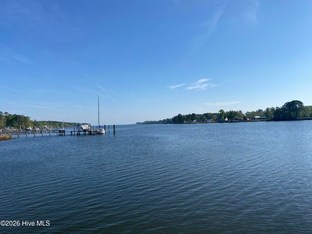 104 Anchorage Drive, Havelock, NC 28532