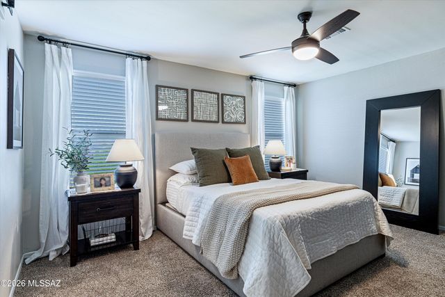 639 W Calle Espadero, Sahuarita, AZ 85629