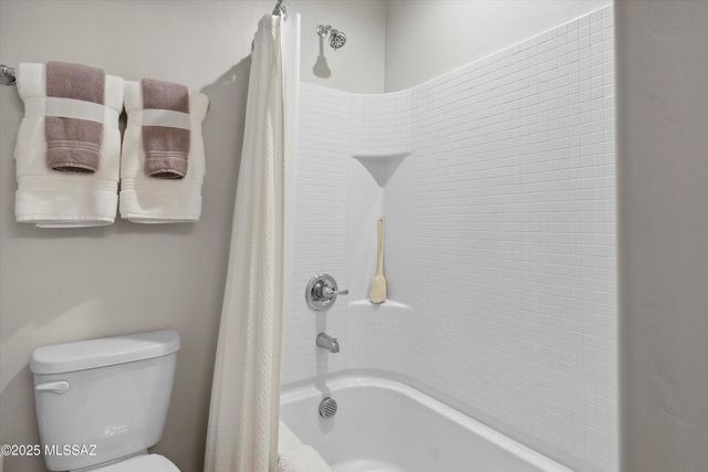 639 W Calle Espadero, Sahuarita, AZ 85629