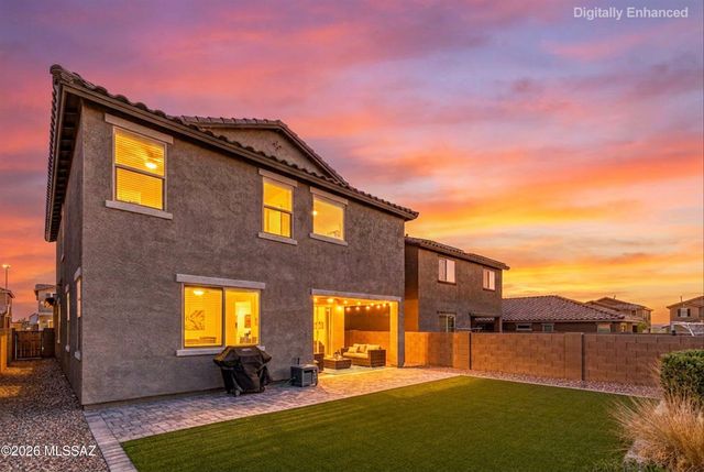 639 W Calle Espadero, Sahuarita, AZ 85629
