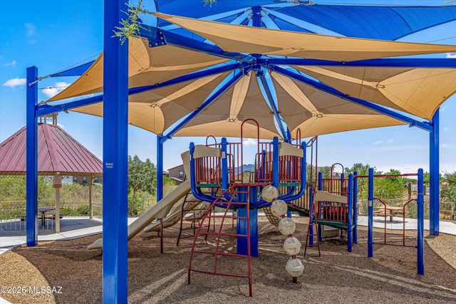 639 W Calle Espadero, Sahuarita, AZ 85629