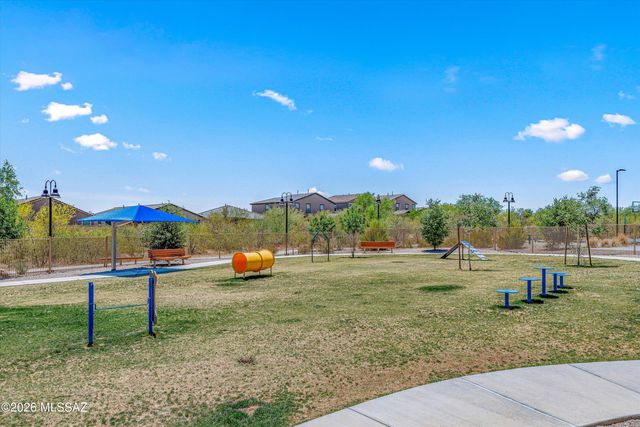 639 W Calle Espadero, Sahuarita, AZ 85629