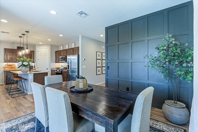 639 W Calle Espadero, Sahuarita, AZ 85629