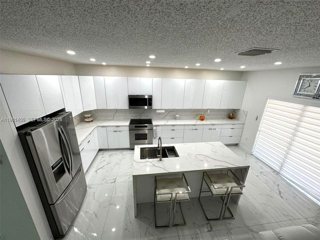 2207 SE 23rd Ave 2207, Homestead, FL 33035