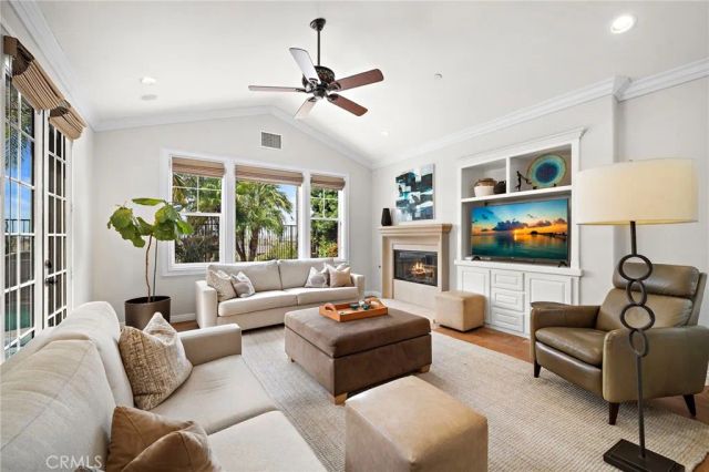 8 Ranunculus Street, Ladera Ranch, CA 92694