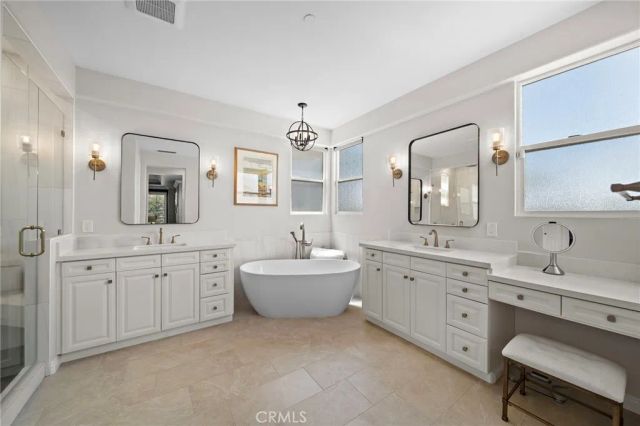 8 Ranunculus Street, Ladera Ranch, CA 92694