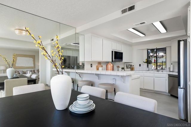 3917 Caminito Del Mar Cove, San Diego, CA 92130