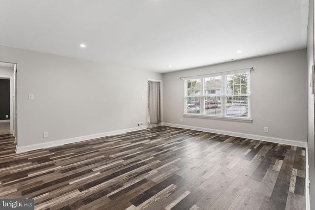227-A DERRY HILL CT, Mount Laurel, NJ 08054