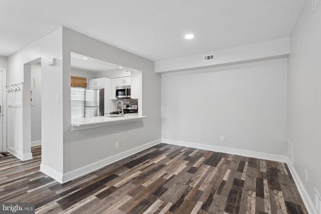 227-A DERRY HILL CT, Mount Laurel, NJ 08054