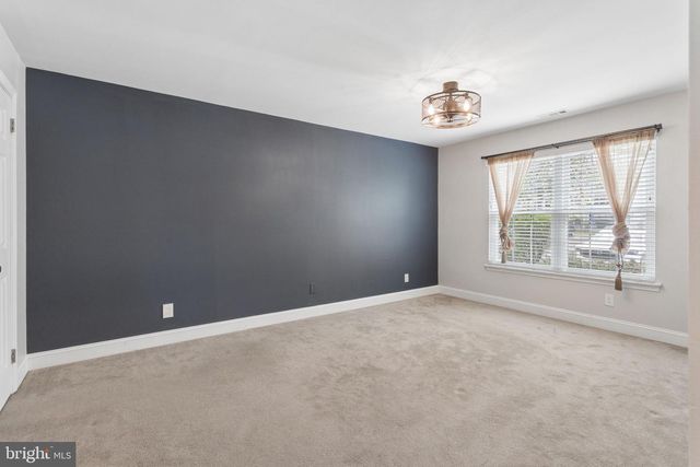 227-A DERRY HILL CT, Mount Laurel, NJ 08054
