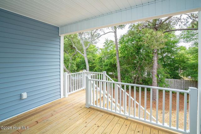 130 NE 32 Street, Oak Island, NC 28465
