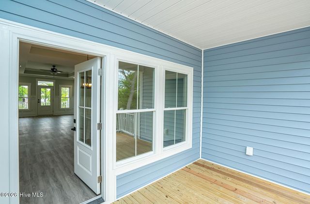 130 NE 32 Street, Oak Island, NC 28465