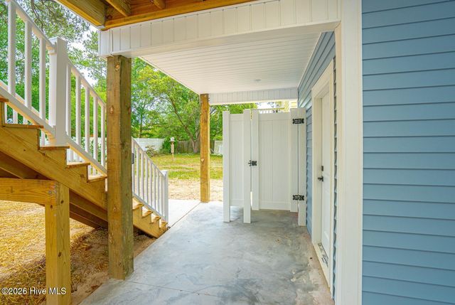 130 NE 32 Street, Oak Island, NC 28465