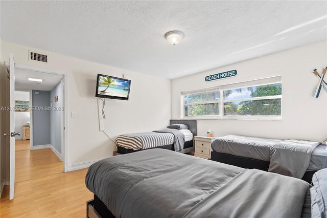 2424 NE 9th Street 207, Fort Lauderdale, FL 33304