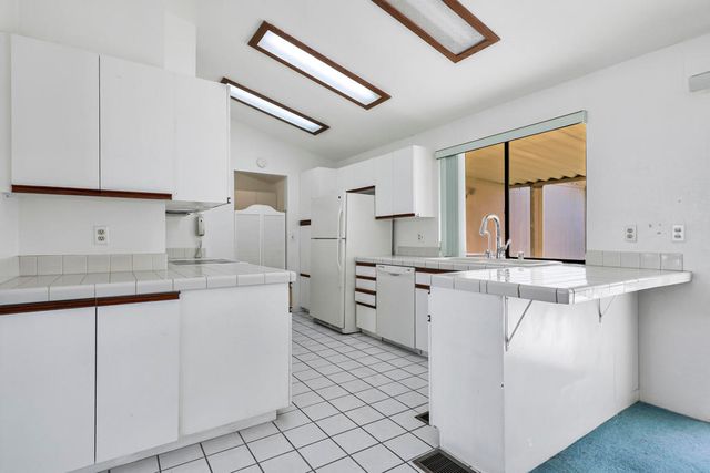 162 Hilligoss Drive, Cathedral City, CA 92234