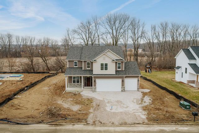 2264 Ravenswood ROAD, Burlington, WI 53105