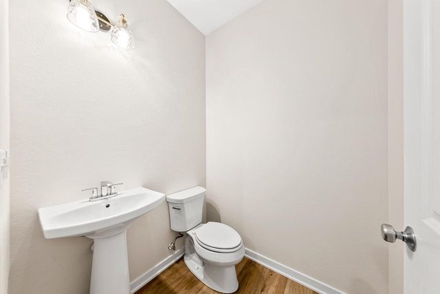 2264 Ravenswood ROAD, Burlington, WI 53105