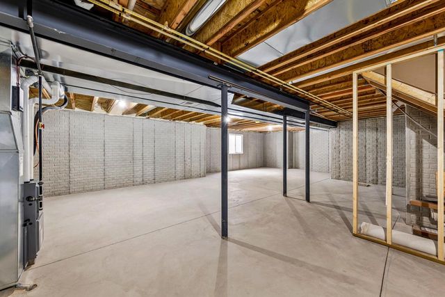 2264 Ravenswood ROAD, Burlington, WI 53105