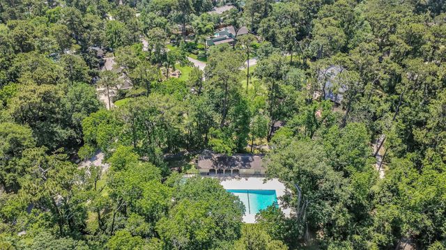 2411 Oaks Forks Drive, Houston, TX 77339
