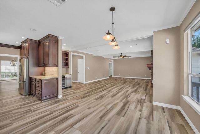 2411 Oaks Forks Drive, Houston, TX 77339
