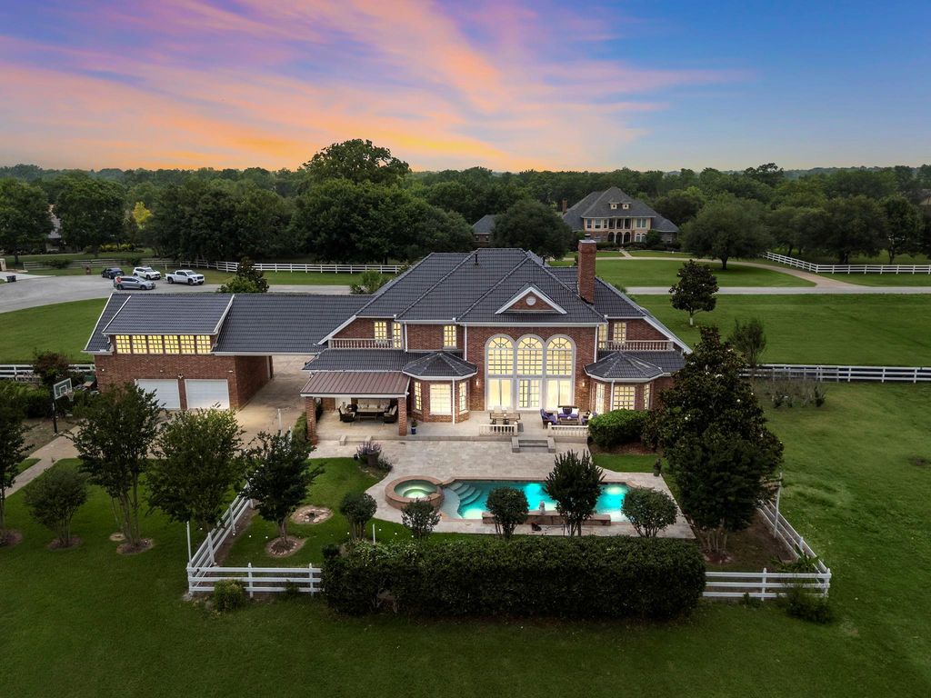 3818 Foolish Pleasure Court, Richmond, TX 77406