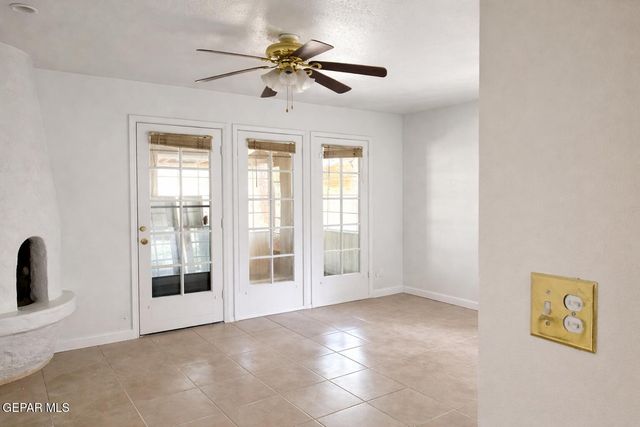 320 ARBOLES Drive, El Paso, TX 79932