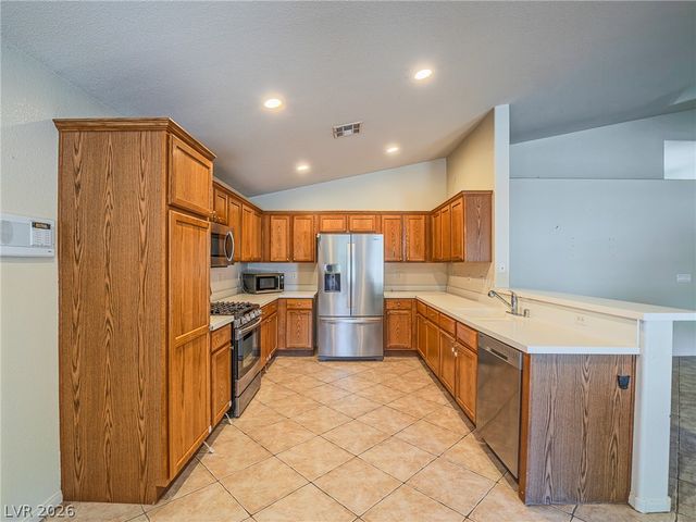 3695 Waynesvill Street, Las Vegas, NV 89122