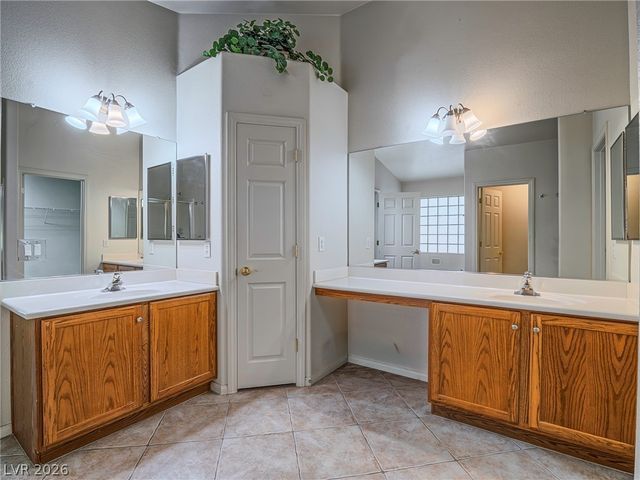 3695 Waynesvill Street, Las Vegas, NV 89122