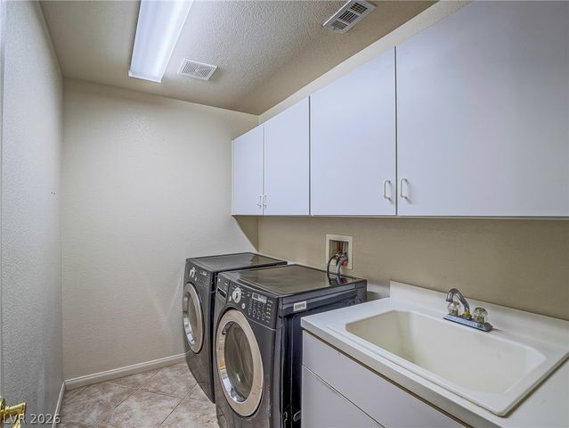 3695 Waynesvill Street, Las Vegas, NV 89122