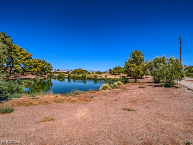 3695 Waynesvill Street, Las Vegas, NV 89122