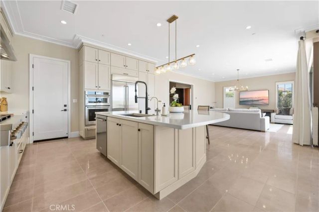 163 Summerland, Irvine, CA 92602