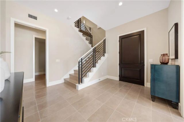 163 Summerland, Irvine, CA 92602