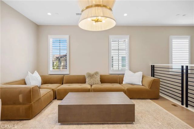 163 Summerland, Irvine, CA 92602